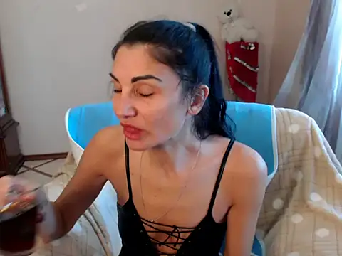 Karina8571 online show from 11-25-25, 09:42