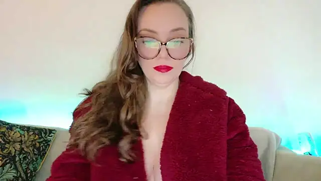 Snapshot of FemDom_RubyKnightXXO chatting on 01-11-25, 02:47 FemDom RubyKnightXXO online show from 01-11-25, 02:47