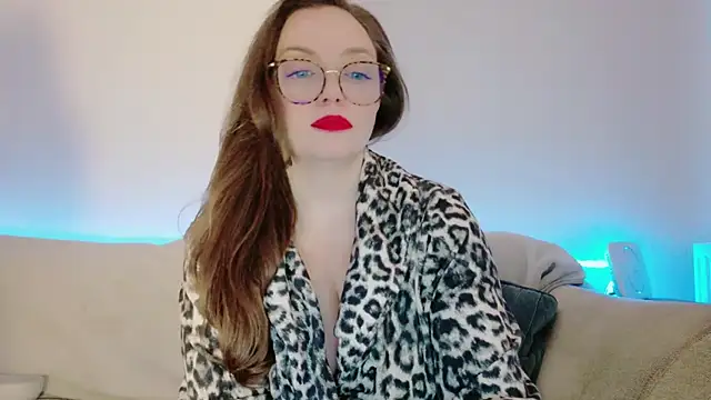 Snapshot of FemDom_RubyKnightXXO chatting on 02-21-25, 11:32 FemDom RubyKnightXXO online show from 02-21-25, 11:32