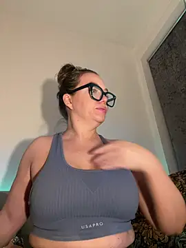 FemDom RubyKnightXXO online show from 03-18-26, 06:44