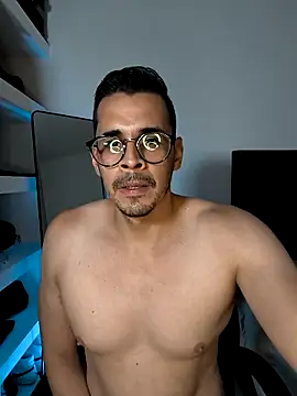 Snapshot of towers_j chatting on 09-27-25, 09:53 towers j online show from 09-27-25, 09:53