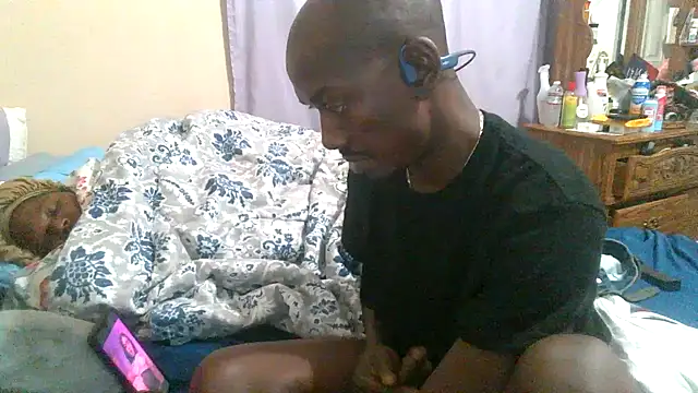 Snapshot of RinsingWood84 chatting on 04-29-26, 09:35 RinsingWood84 online show from 04-29-26, 09:35