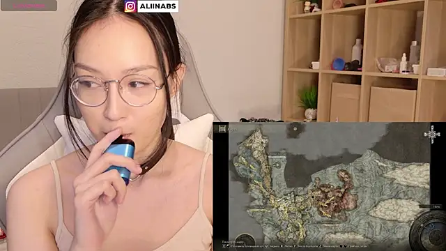 Snapshot of aliiiiiina chatting on 01-01-25, 09:20 aliiiiiina online show from 01-01-25, 09:20