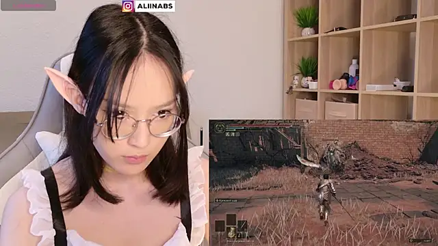 Snapshot of aliiiiiina chatting on 01-08-25, 03:51 aliiiiiina online show from 01-08-25, 03:51