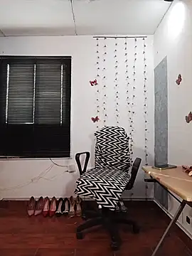 sharom smith1 online show from 04-09-26, 08:36