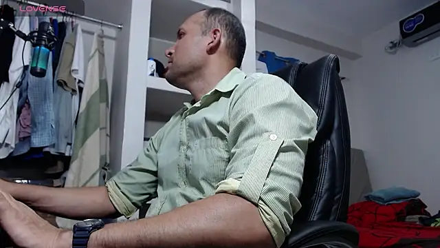 lewislamxxx hot online show from 02-26-26, 11:15