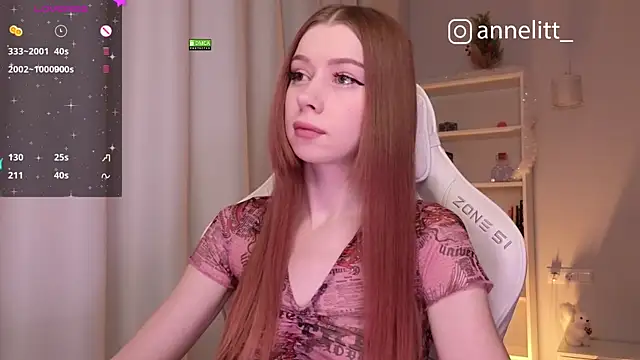 Snapshot of Annelitt chatting on 12-23-24, 04:28 Annelitt online show from 12-23-24, 04:28