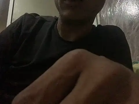 Snapshot of domigoodguy chatting on 02-25-25, 12:14 domigoodguy online show from 02-25-25, 12:14