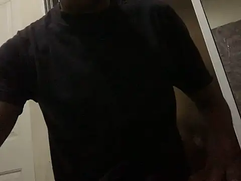 Snapshot of domigoodguy chatting on 02-26-25, 03:21 domigoodguy online show from 02-26-25, 03:21