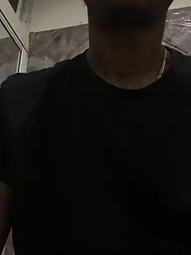 Snapshot of domigoodguy chatting on 03-04-25, 02:06 domigoodguy online show from 03-04-25, 02:06