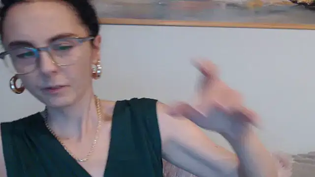 cleophee online show from 10-01-25, 05:57