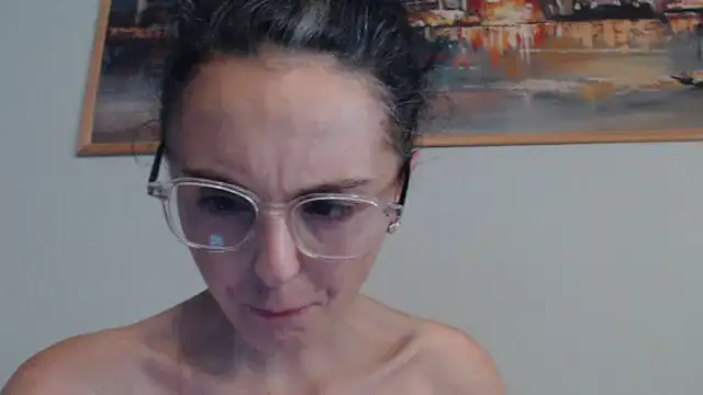 Snapshot of cleophee chatting on 07-04-26, 06:41 cleophee online show from 07-04-26, 06:41