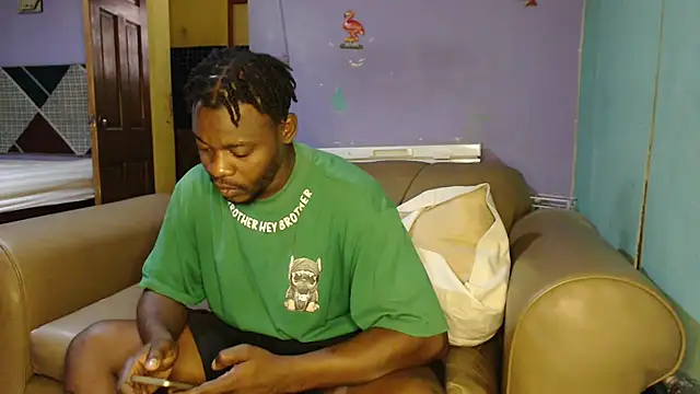 Snapshot of Tirichexxx chatting on 12-14-24, 03:36 Tirichexxx online show from 12-14-24, 03:36