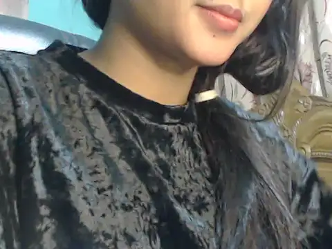 Snapshot of NancyRuvi chatting on 12-15-24, 04:15 NancyRuvi online show from 12-15-24, 04:15