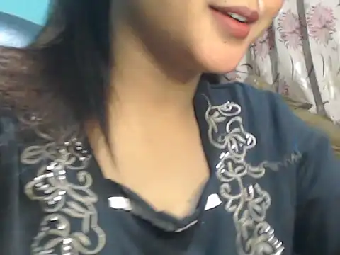 Snapshot of NancyRuvi chatting on 12-18-24, 02:49 NancyRuvi online show from 12-18-24, 02:49