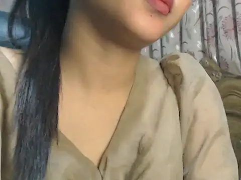 Snapshot of NancyRuvi chatting on 12-22-24, 04:17 NancyRuvi online show from 12-22-24, 04:17