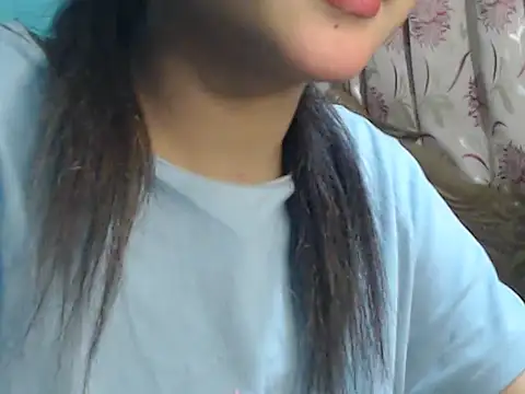 Snapshot of NancyRuvi chatting on 12-23-24, 05:54 NancyRuvi online show from 12-23-24, 05:54