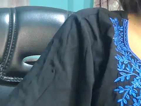 Snapshot of NancyRuvi chatting on 01-14-25, 04:18 NancyRuvi online show from 01-14-25, 04:18