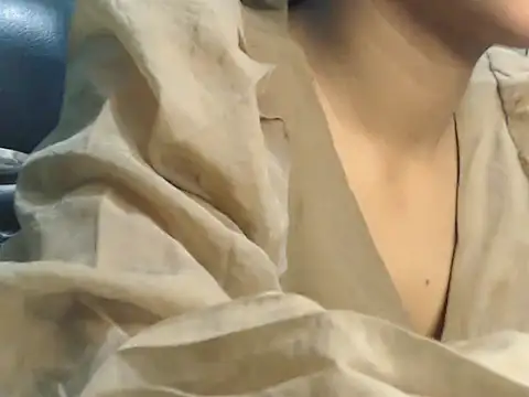 Snapshot of NancyRuvi chatting on 01-22-25, 02:35 NancyRuvi online show from 01-22-25, 02:35