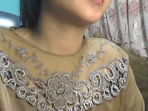 Snapshot of NancyRuvi chatting on 01-25-25, 03:20 NancyRuvi online show from 01-25-25, 03:20