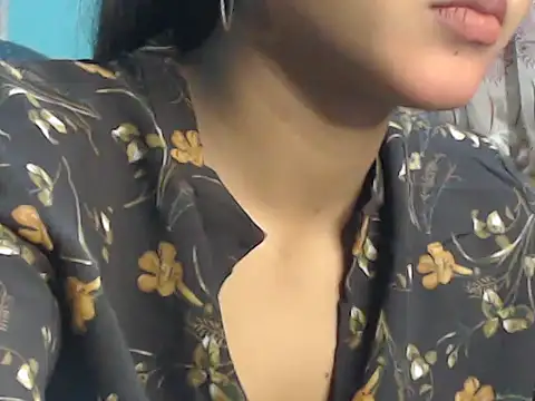 Snapshot of NancyRuvi chatting on 01-28-25, 02:21 NancyRuvi online show from 01-28-25, 02:21