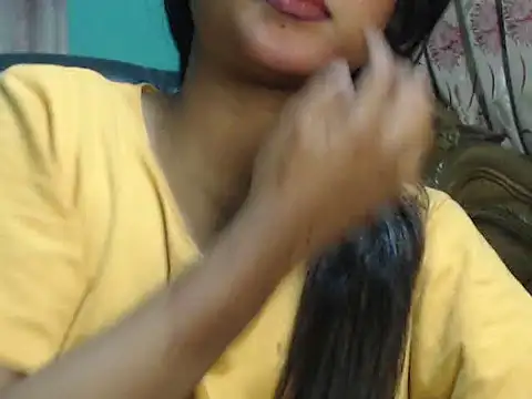 Snapshot of NancyRuvi chatting on 02-25-25, 03:27 NancyRuvi online show from 02-25-25, 03:27