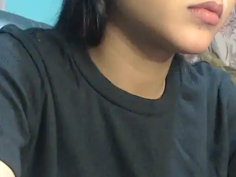 Snapshot of NancyRuvi chatting on 03-05-25, 02:34 NancyRuvi online show from 03-05-25, 02:34