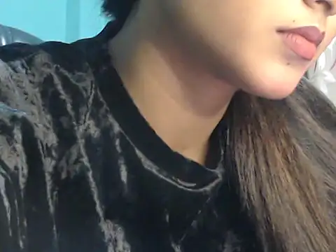 Snapshot of NancyRuvi chatting on 03-06-25, 03:35 NancyRuvi online show from 03-06-25, 03:35