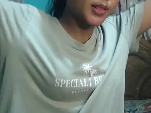 Snapshot of NancyRuvi chatting on 09-17-25, 04:08 NancyRuvi online show from 09-17-25, 04:08