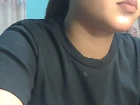 Snapshot of NancyRuvi chatting on 11-04-25, 03:11 NancyRuvi online show from 11-04-25, 03:11