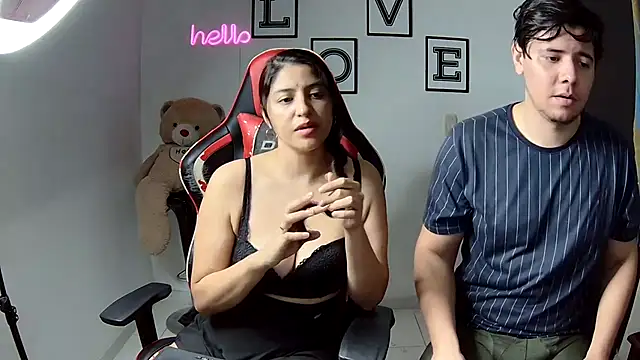 Snapshot of kim_sex_hot chatting on 10-11-25, 08:51 kim sex hot online show from 10-11-25, 08:51
