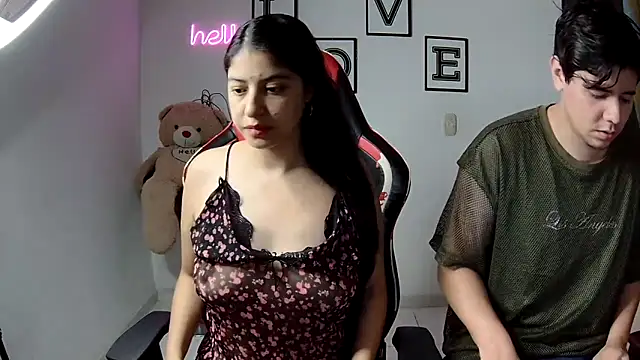 Snapshot of kim_sex_hot chatting on 10-18-25, 03:24 kim sex hot online show from 10-18-25, 03:24