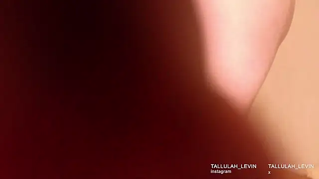 Snapshot of tallulah_levine chatting on 03-24-26, 12:37 tallulah levine online show from 03-24-26, 12:37