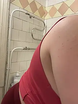 Snapshot of Sara_Slow chatting on 01-26-25, 10:35 Sara Slow online show from 01-26-25, 10:35