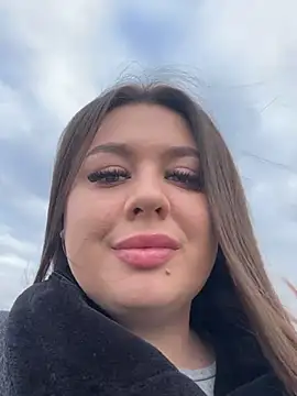 Snapshot of Sara_Slow chatting on 02-05-25, 01:00 Sara Slow online show from 02-05-25, 01:00