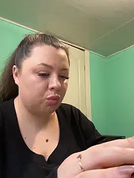 Snapshot of Sara_Slow chatting on 03-03-26, 02:01 Sara Slow online show from 03-03-26, 02:01