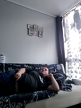 Snapshot of terre0804 chatting on 12-13-25, 11:10 terre0804 online show from 12-13-25, 11:10