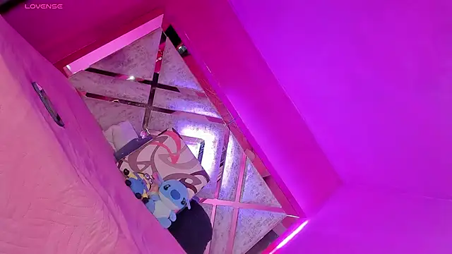 anapuala sexxx online show from 12-21-24, 10:39