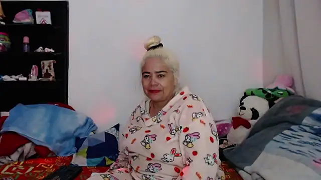 Snapshot of estrellita_fugaz16x chatting on 12-30-24, 02:31 estrellita fugaz16x online show from 12-30-24, 02:31