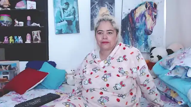 Snapshot of estrellita_fugaz16x chatting on 02-01-25, 12:26 estrellita fugaz16x online show from 02-01-25, 12:26