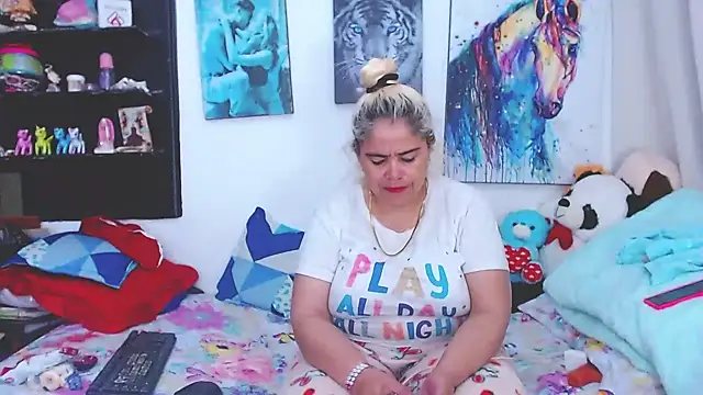 Snapshot of estrellita_fugaz16x chatting on 03-07-25, 03:40 estrellita fugaz16x online show from 03-07-25, 03:40