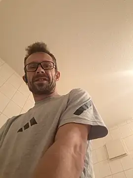 Mick8711 online show from 01-07-26, 08:50