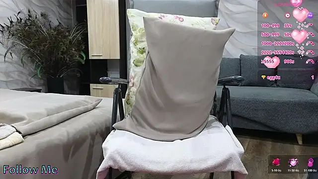 Snapshot of Vika_style chatting on 11-24-25, 01:27 Vika style online show from 11-24-25, 01:27