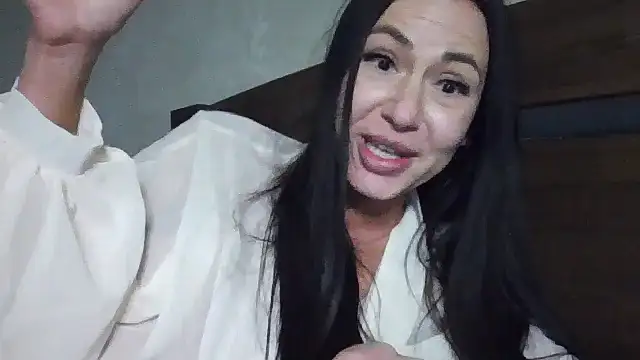 JulianaGold1 online show from 02-26-25, 11:26