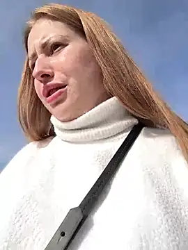 AlisaWhite online show from 12-18-24, 11:24