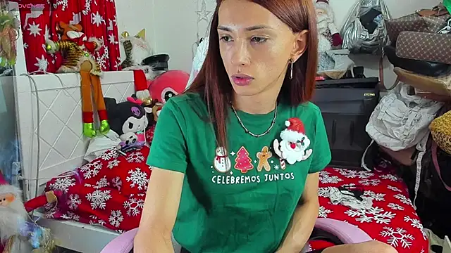 Snapshot of Lawrncesofiets chatting on 12-21-24, 05:40 Lawrncesofiets online show from 12-21-24, 05:40