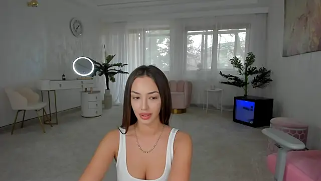 Snapshot of TiffanyHouston_ chatting on 12-22-24, 07:44 TiffanyHouston online show from 12-22-24, 07:44