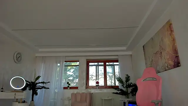 Snapshot of TiffanyHouston_ chatting on 01-18-25, 07:28 TiffanyHouston online show from 01-18-25, 07:28