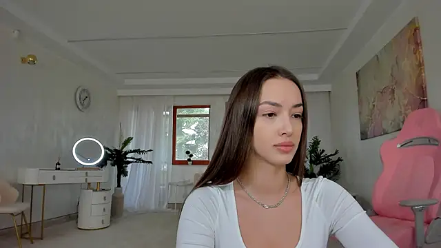 Snapshot of TiffanyHouston_ chatting on 02-09-25, 06:43 TiffanyHouston online show from 02-09-25, 06:43