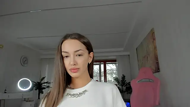 Snapshot of TiffanyHouston_ chatting on 03-02-25, 05:44 TiffanyHouston online show from 03-02-25, 05:44